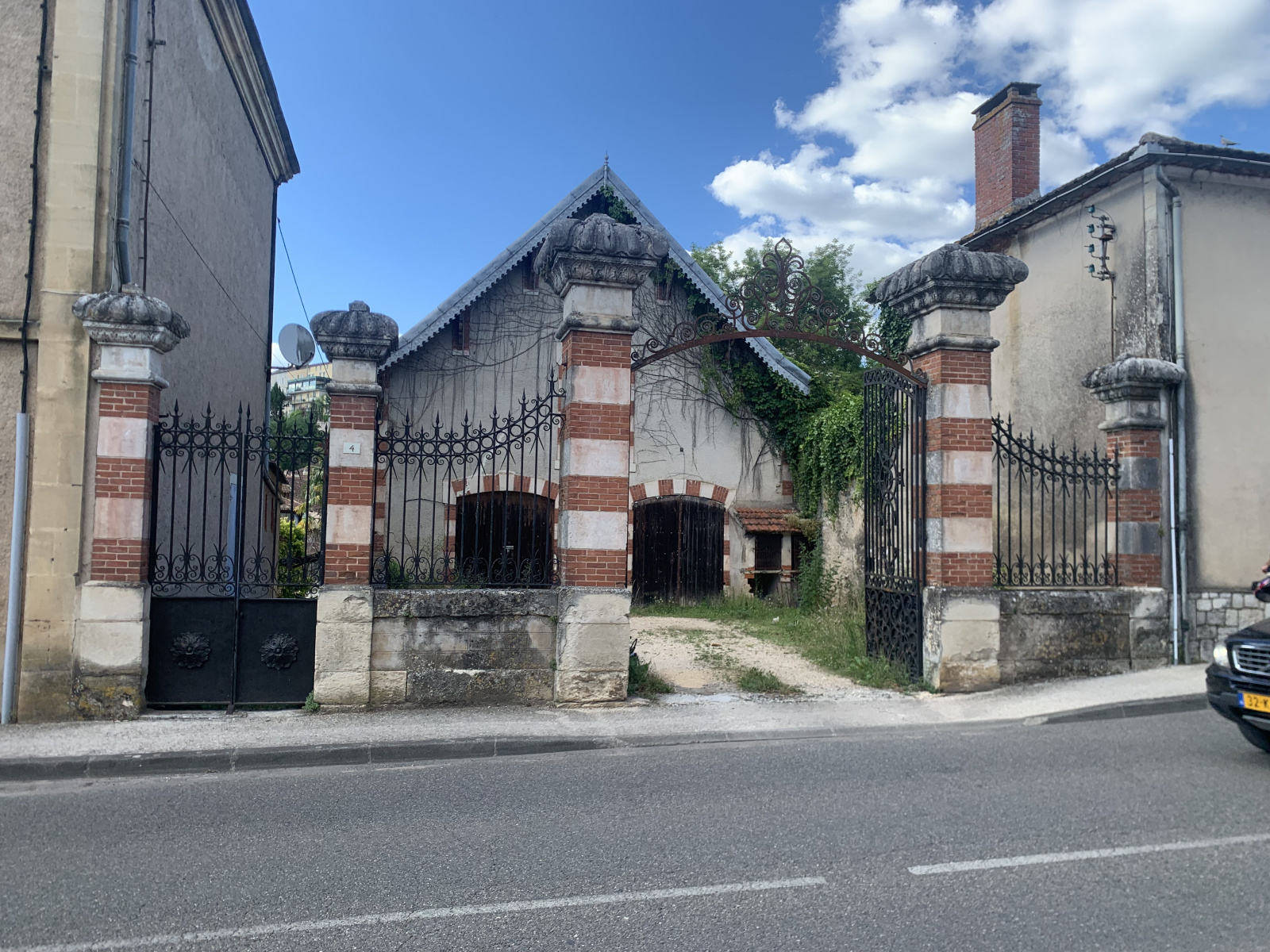 Image_, Maison de village, Puy-l'Évêque, ref :P807G
