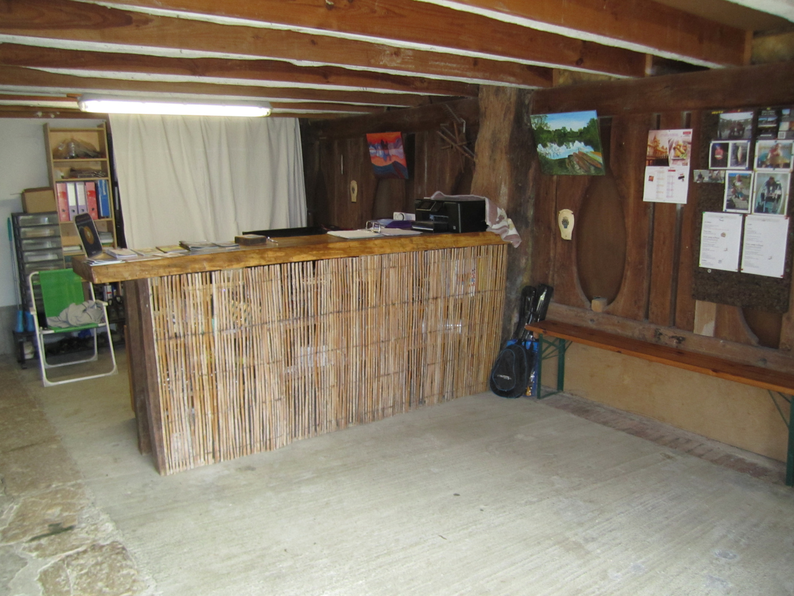 Image_, Propriete, Douzains, ref :5381