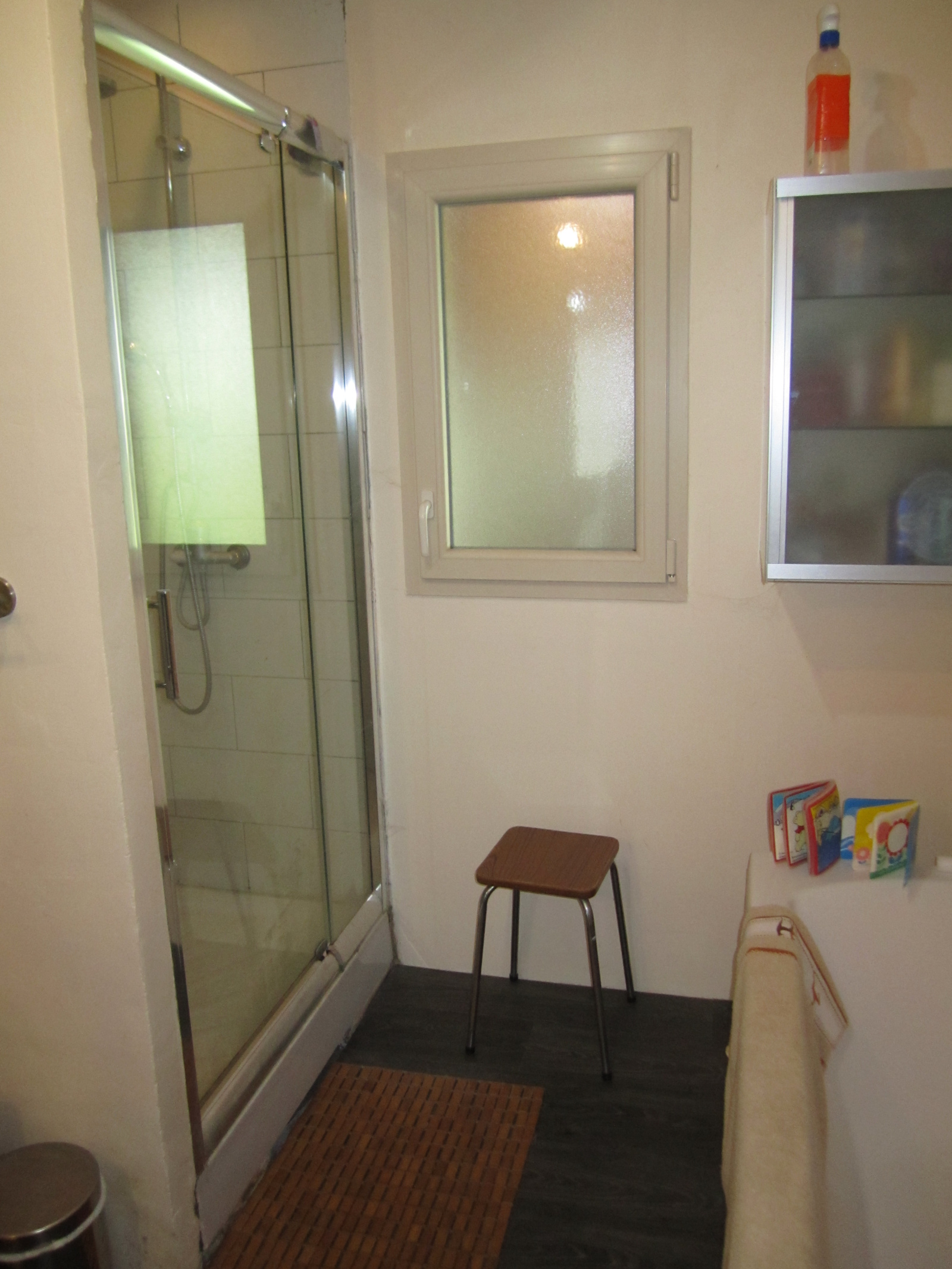 Image_, Propriete, Douzains, ref :5381