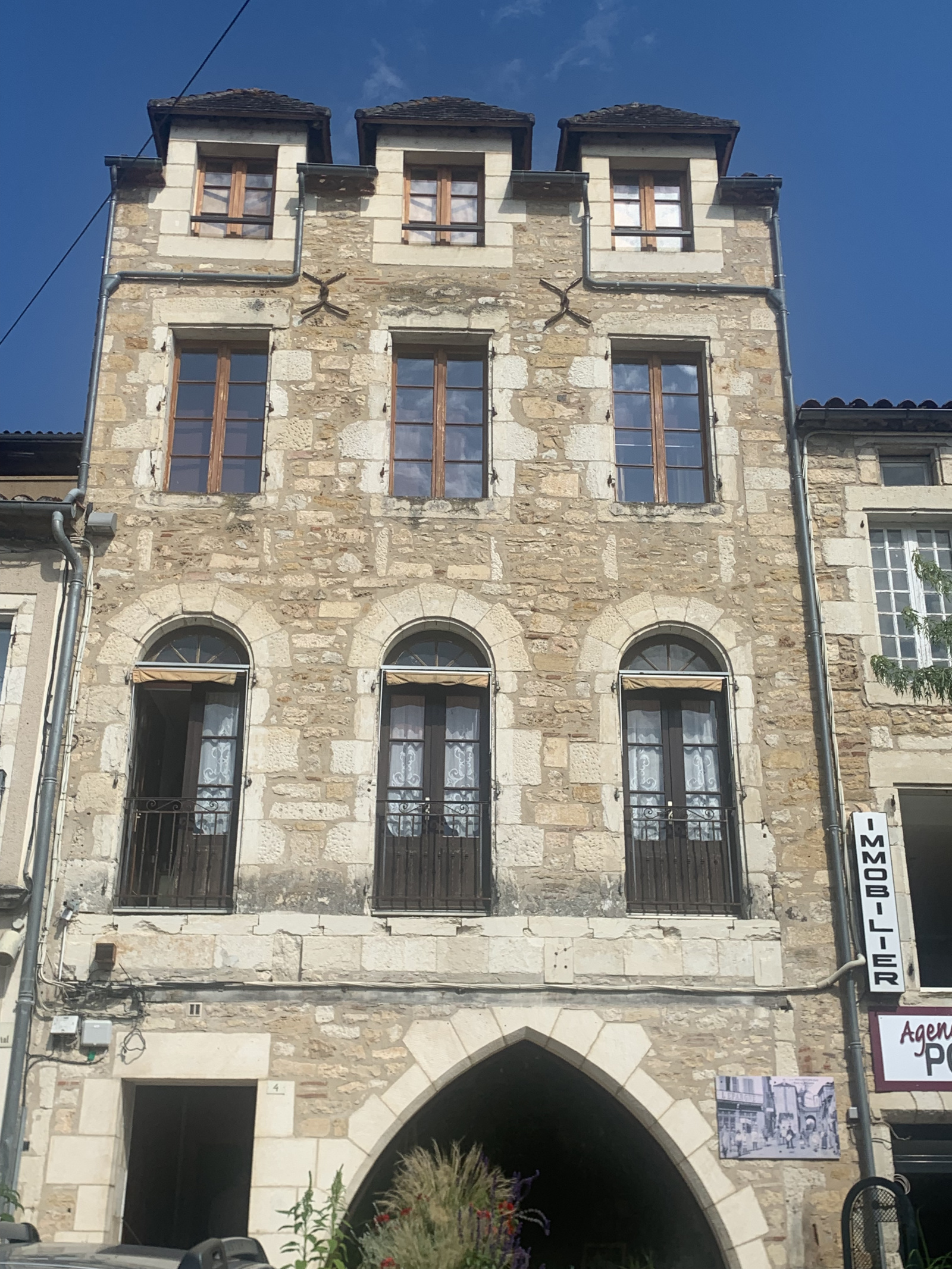 Image_, Immeuble, Puy-l'Évêque, ref :P741SG